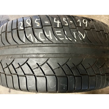285/45 R19 107 V Michelin 4x4 Diamaris - kusovka Einzelstück 5 mm 65%