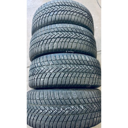 WINTERREIFEN GEBRAUCHT 245/45 R18 100 V XL Bridgestone Blizzak LM-005 - profil 6,5/6,5/7/7 mm 80-95% DOT3522