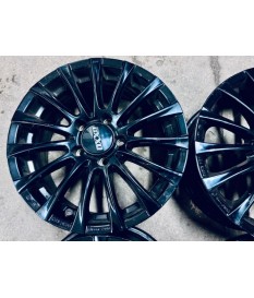 Alufelgen gebraucht - OXXO Oberon black Mercedes A/B/CLA/V-klasse 6,5x16 ET38 5x112 NB66,6 neuwertig KBA 51293