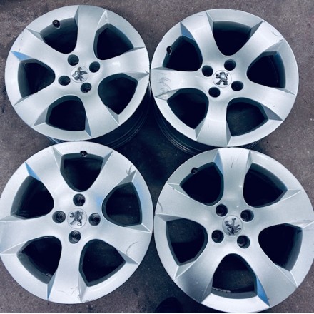 ALUFELGEN GEBRAUCHT - Peugeot 3008 I /5008 I - 7,5x17 ET29 4x108 NB65,1 orig. 9673738677 9684883880 SAVARA RDKS GUTER ZUSTAND
