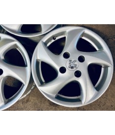 Detail Original Peugeot Citroën Felge 15 Zoll ET28 4x108