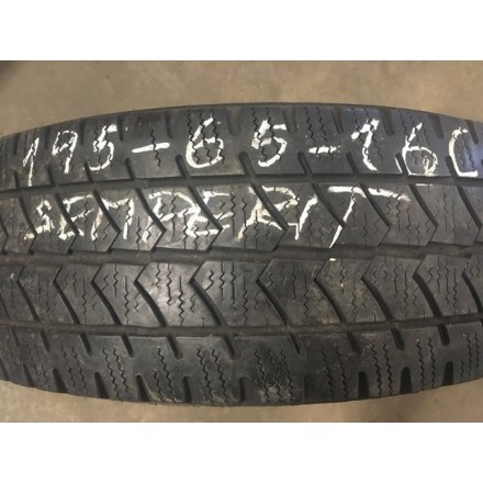 195/65 R16C 104-102 T Semperit Win-Grip - Einzelstück Profil 5 mm 65%