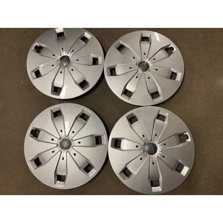 RADKAPPEN - RADZIERBLENDEN orig. AUDI Q2 GA 16 gebraucht neuwertig !!! 81A 601 147
